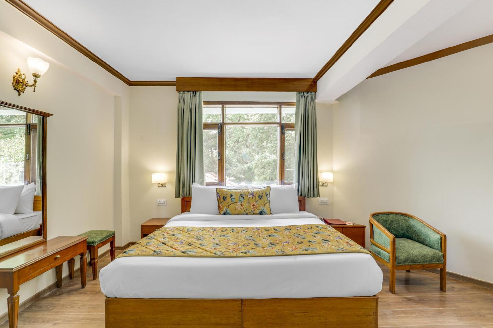 Summit Le Royale Hotel, Shimla Room photo